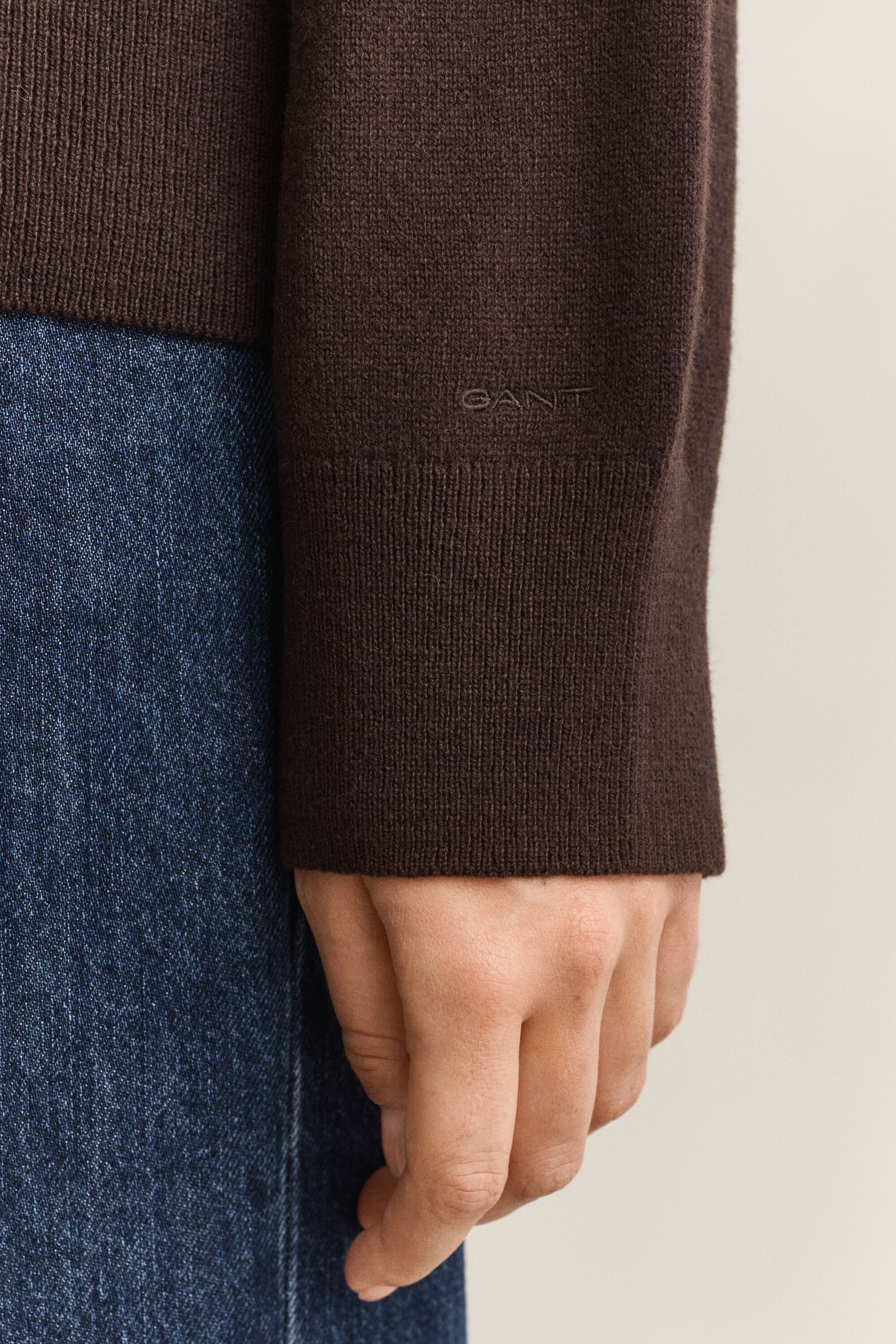 Sweater med mock-neck i luksuriøs lammeuld