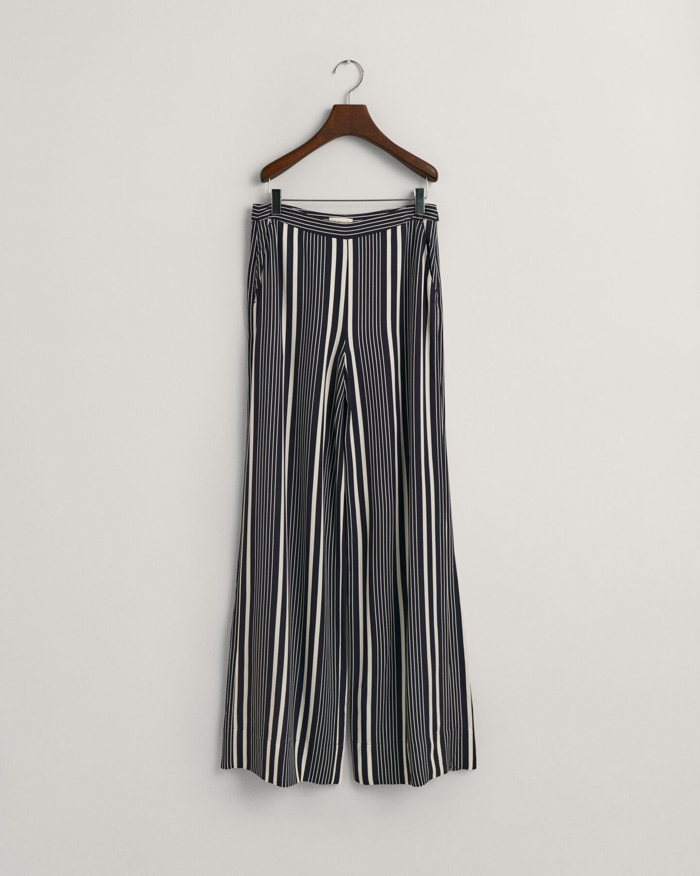 Regular fit stribede bukser med brede ben og tryk