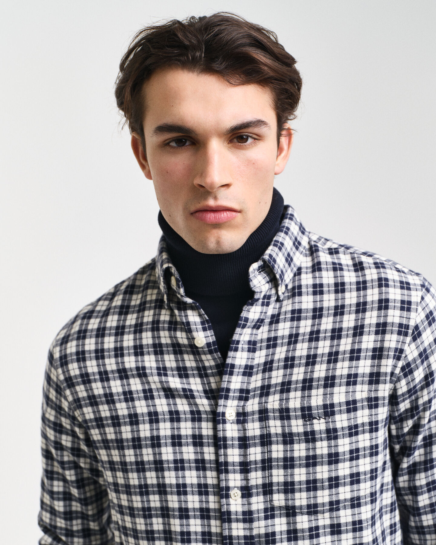 Regular fit ternet flannelskjorte