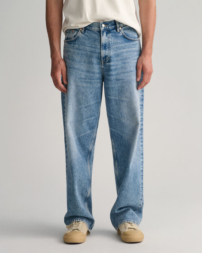 Loose fit jeans