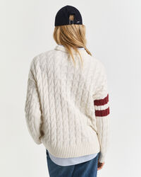 Stribet crewneck sweater med kontrastfarver og kabelstrik