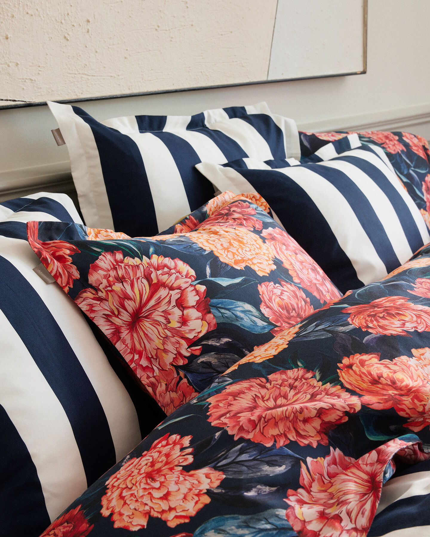 Enkelt dynebetræk med Peony-tryk