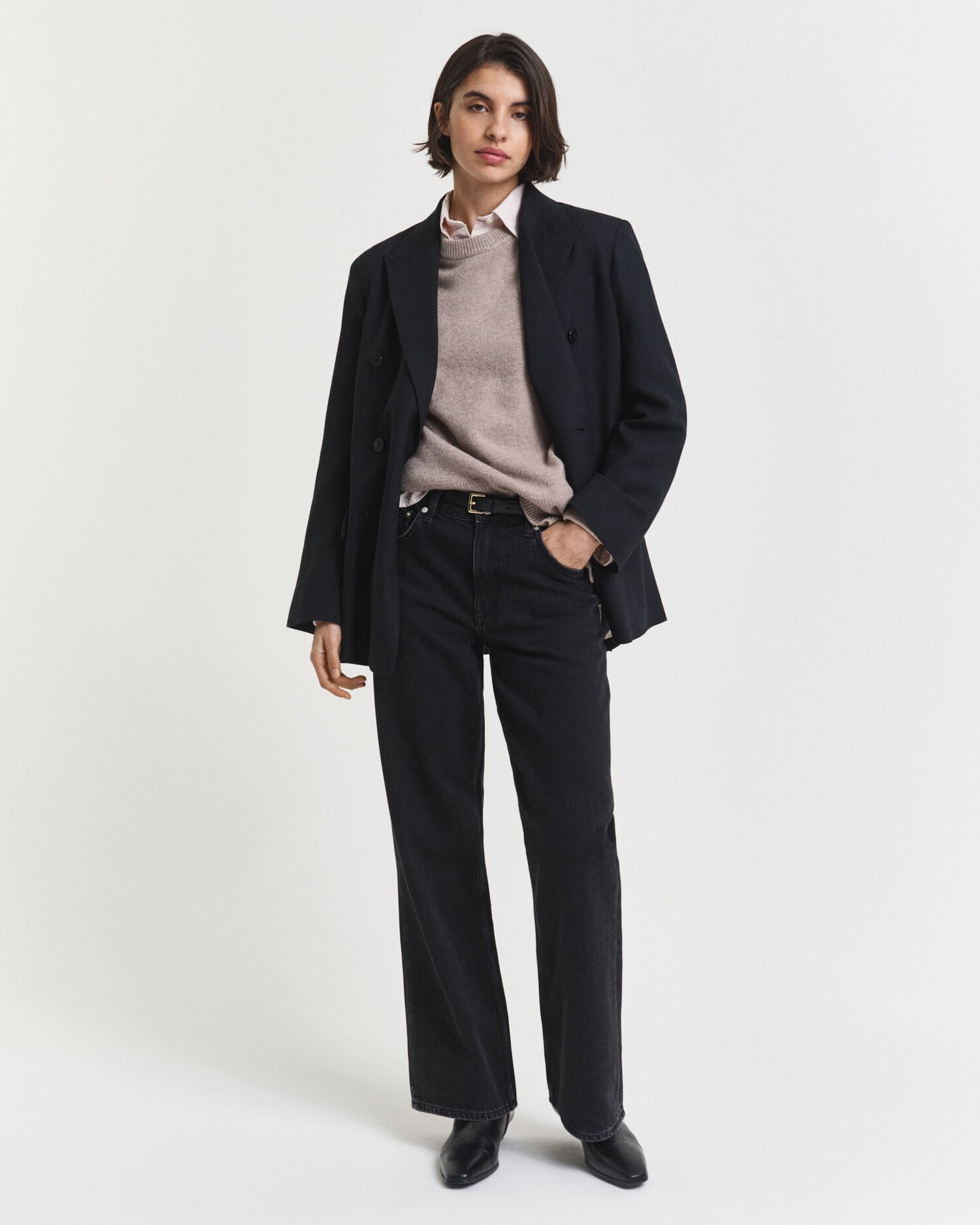 Sweater med crewneck i en blød uld- og kashmirblanding