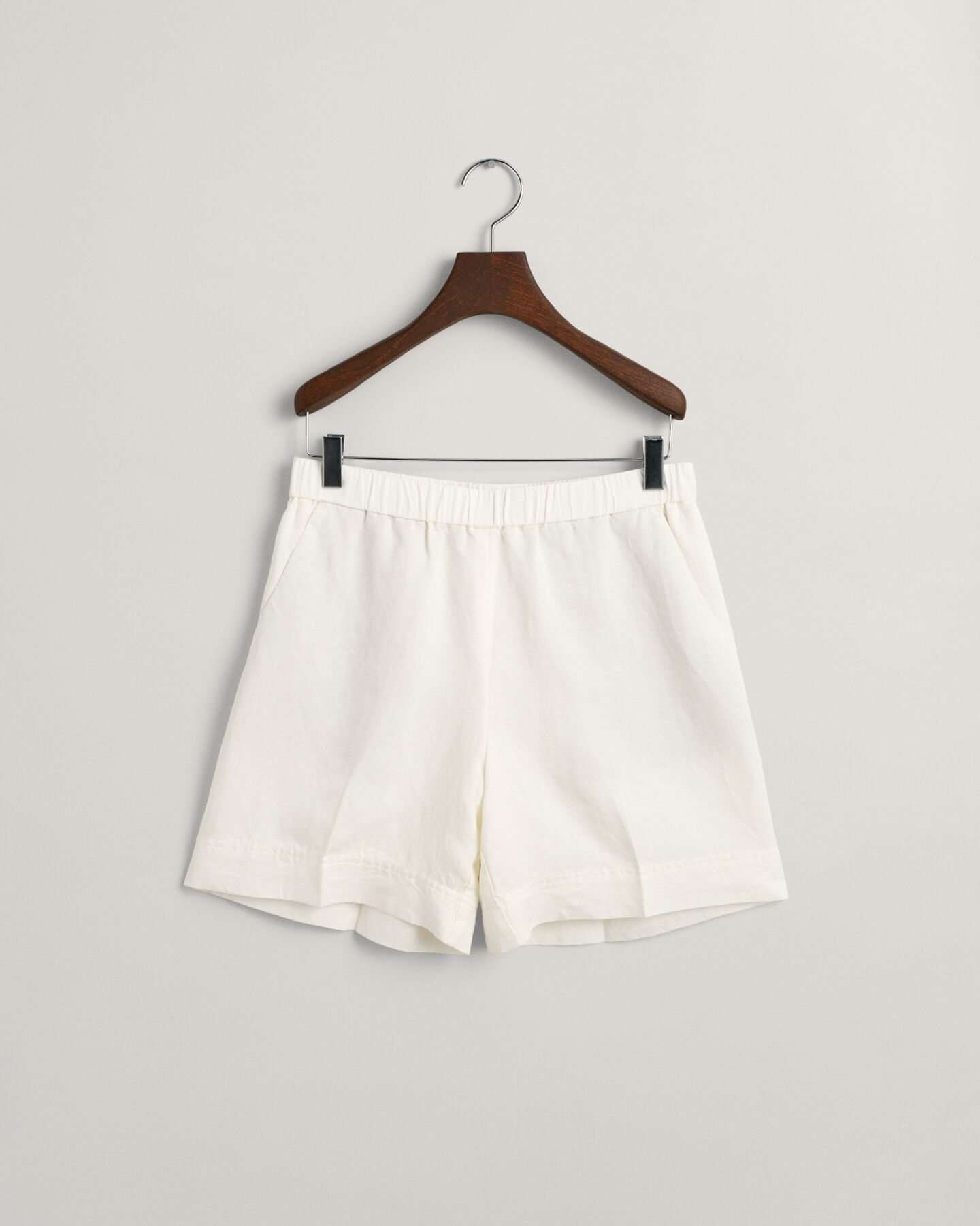 Relaxed fit pull-on shorts i hørblanding