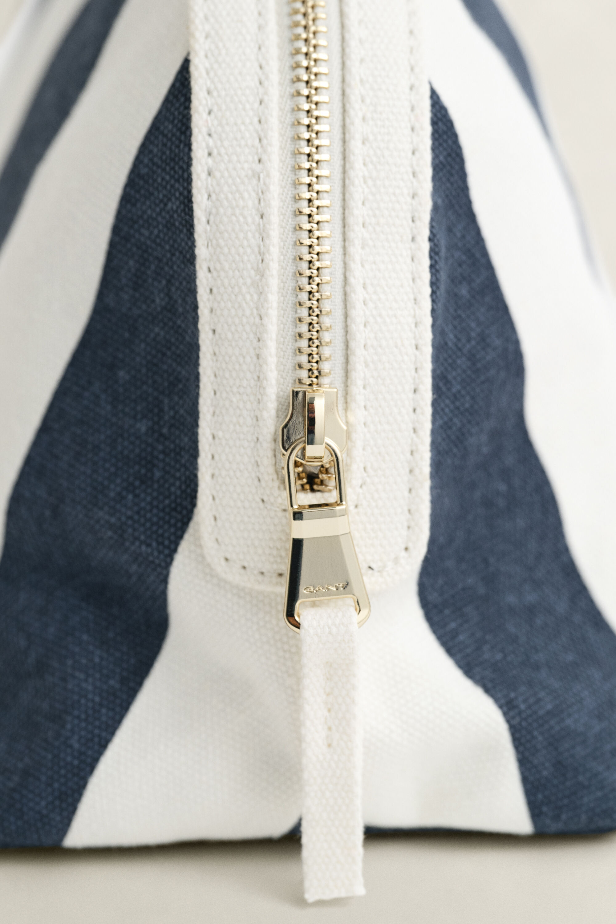 Toilettaske i lærred