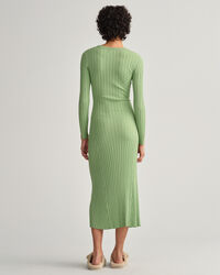 Ribstrikket kjole med crewneck