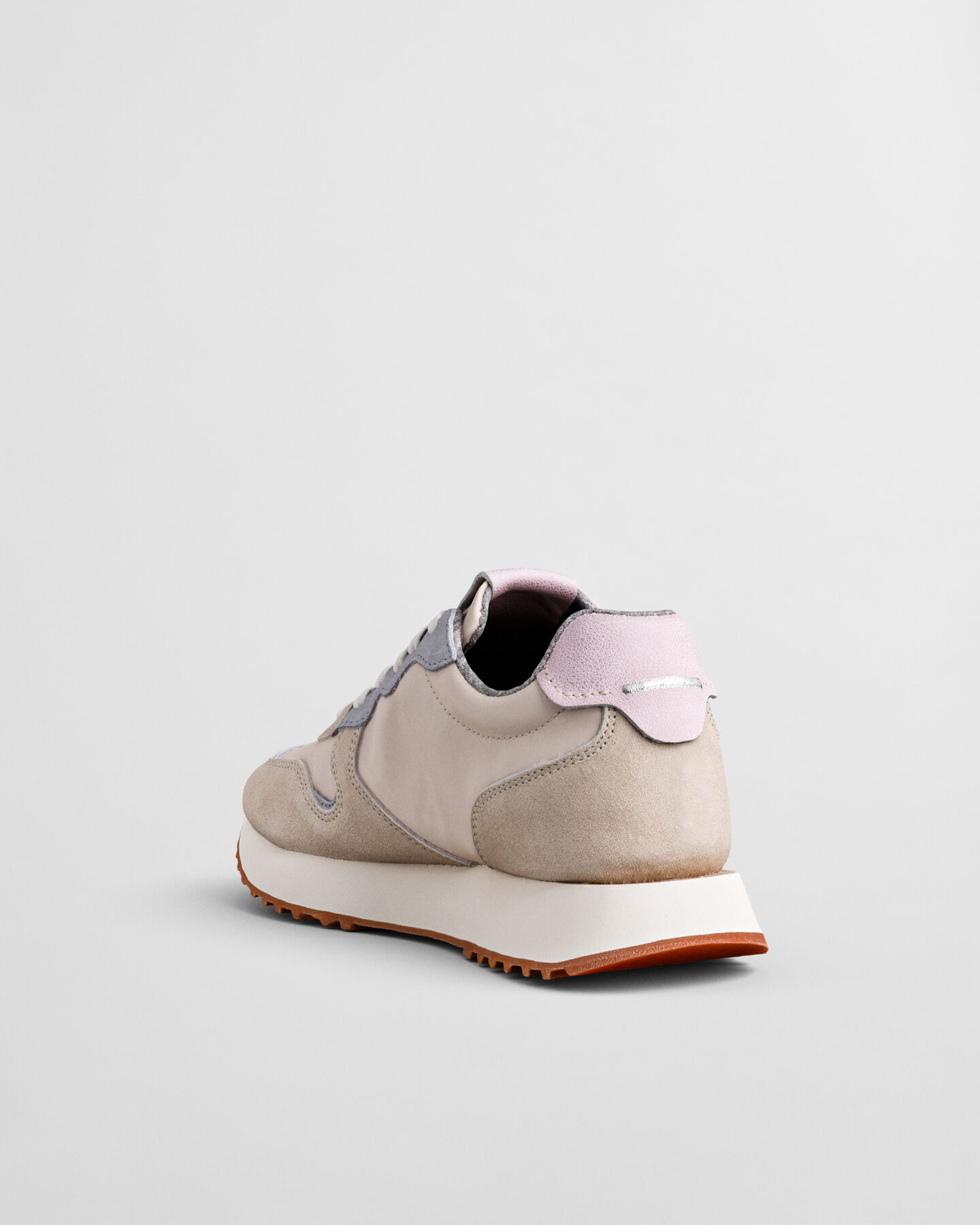 Bevinda sneakers af ruskind og nylon