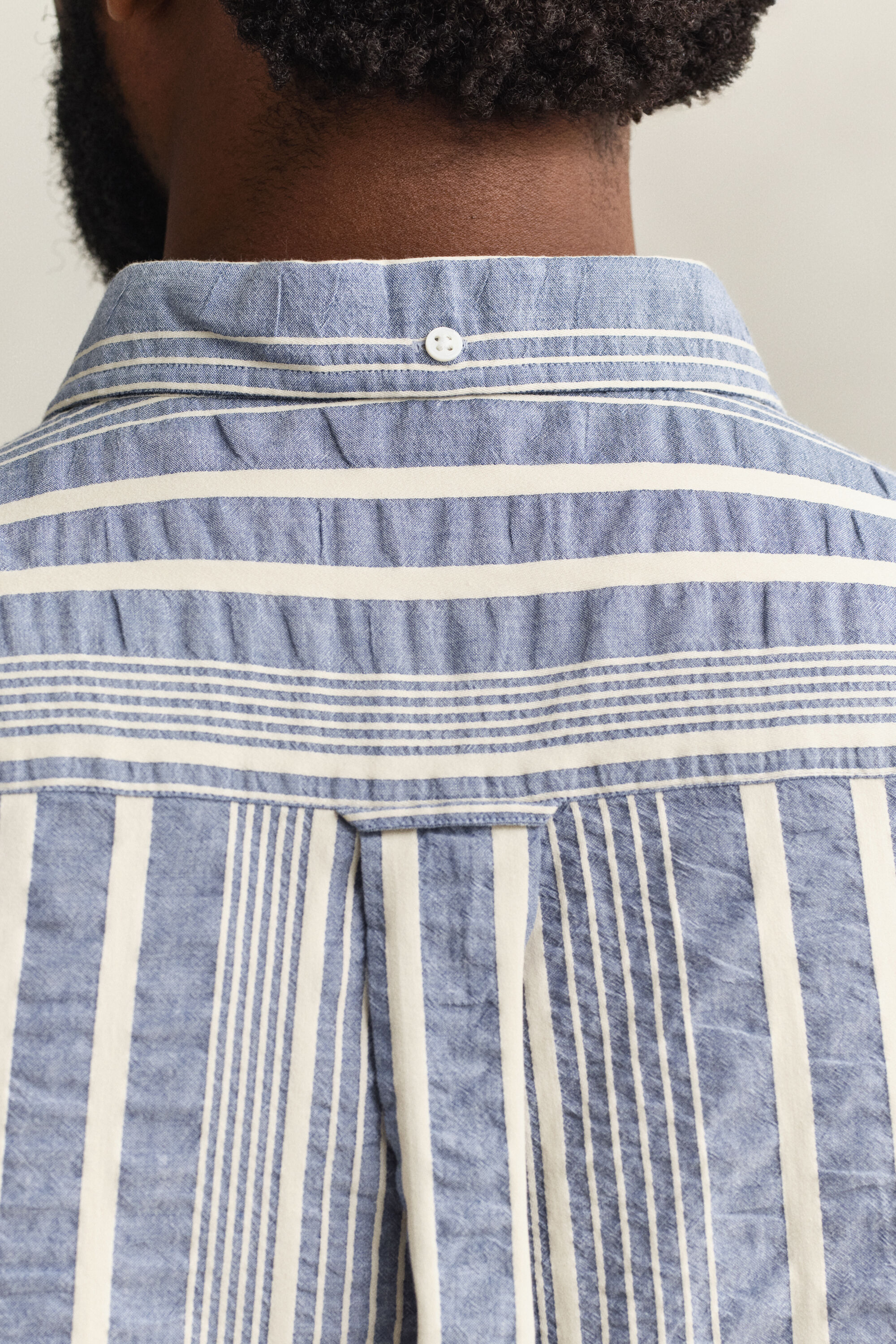 Relaxed fit seersucker-skjorte med striber