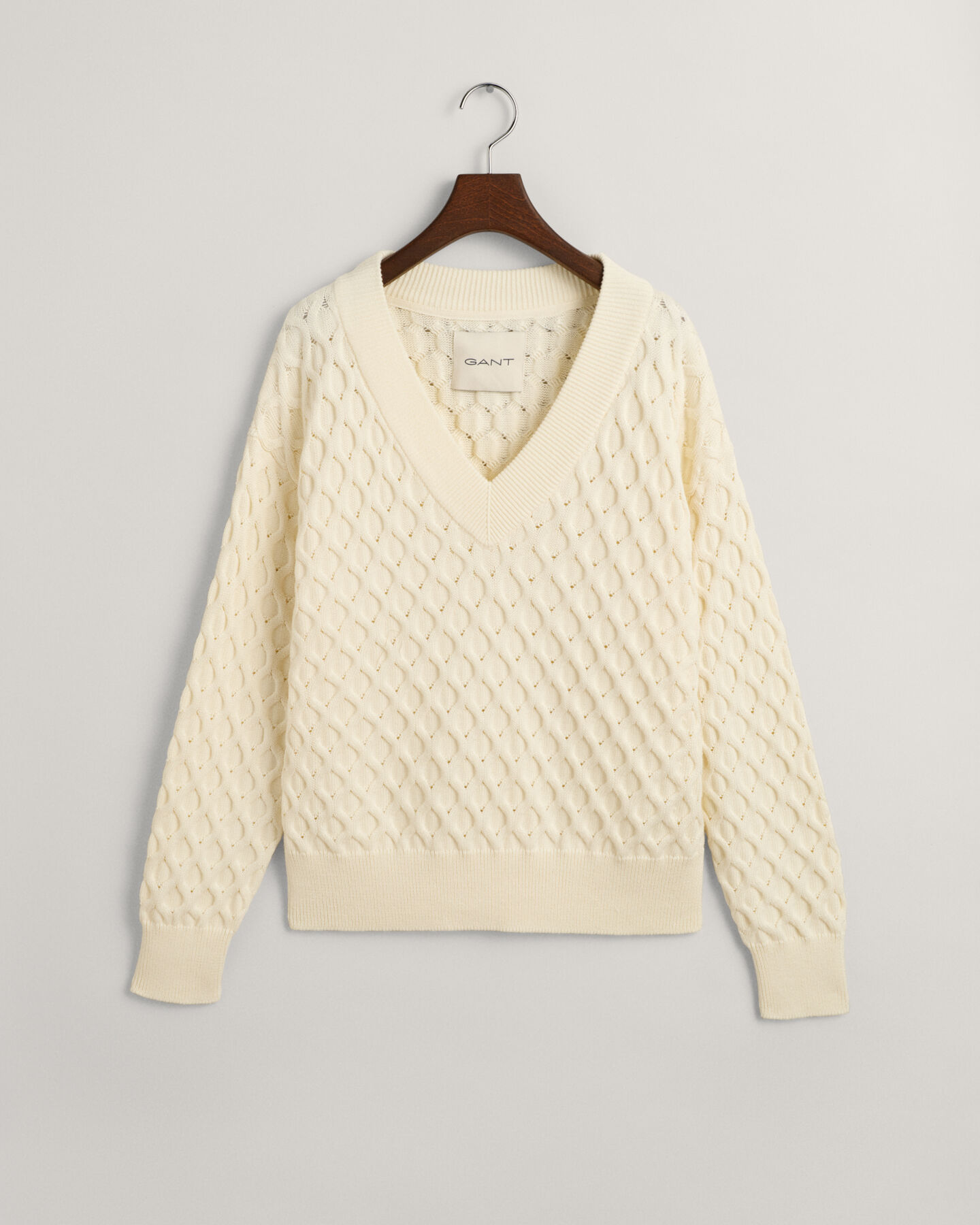 Tekstureret strikket sweater med V-hals