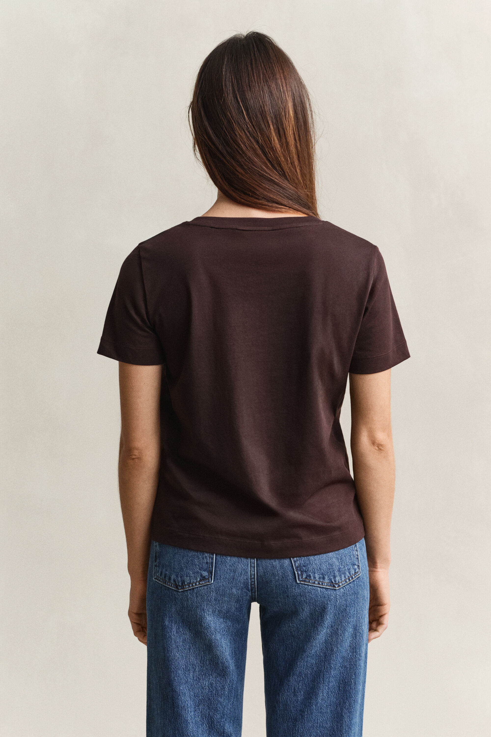 Shield T-shirt med V-hals