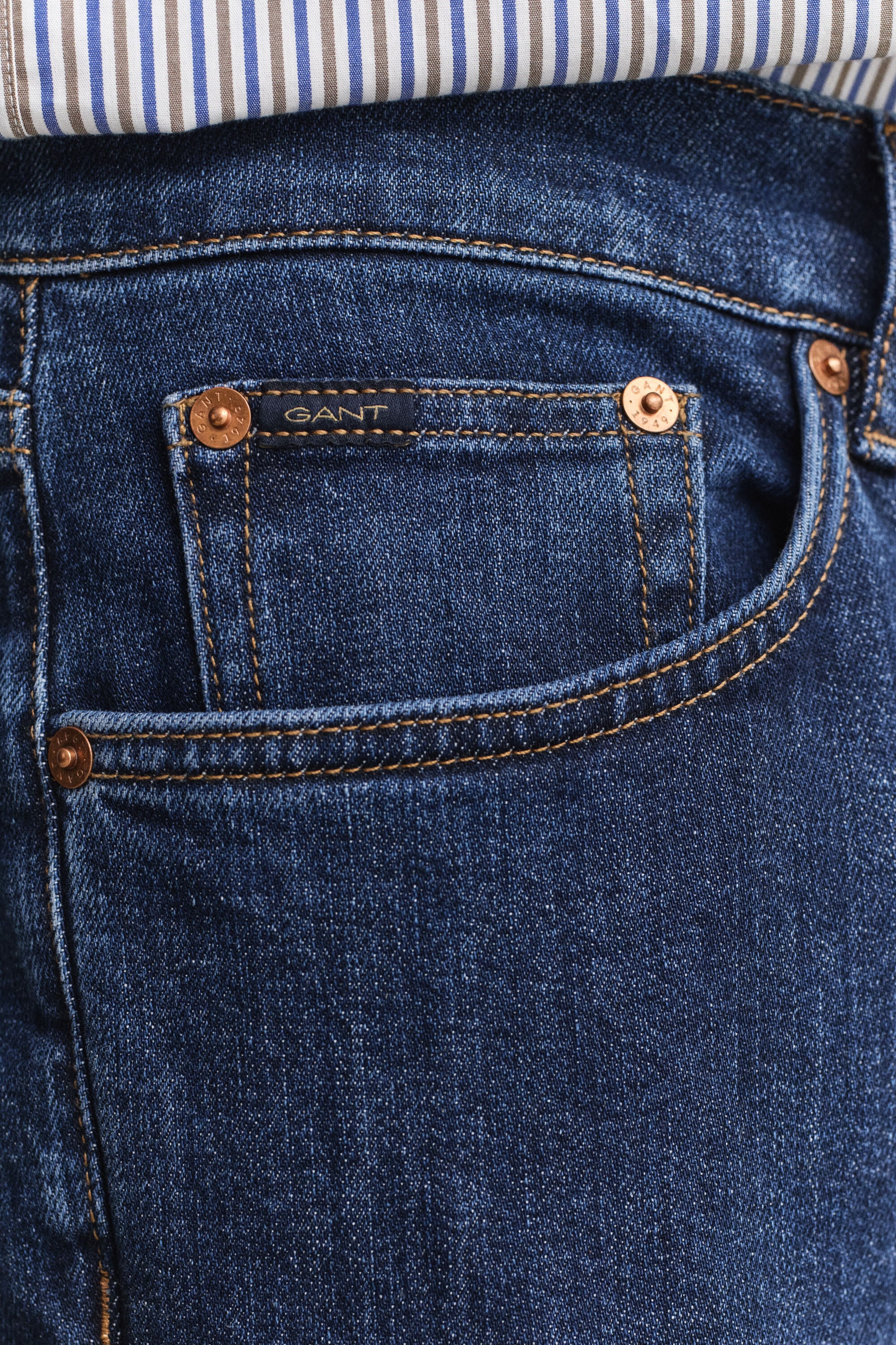 Slim jeans i let vask