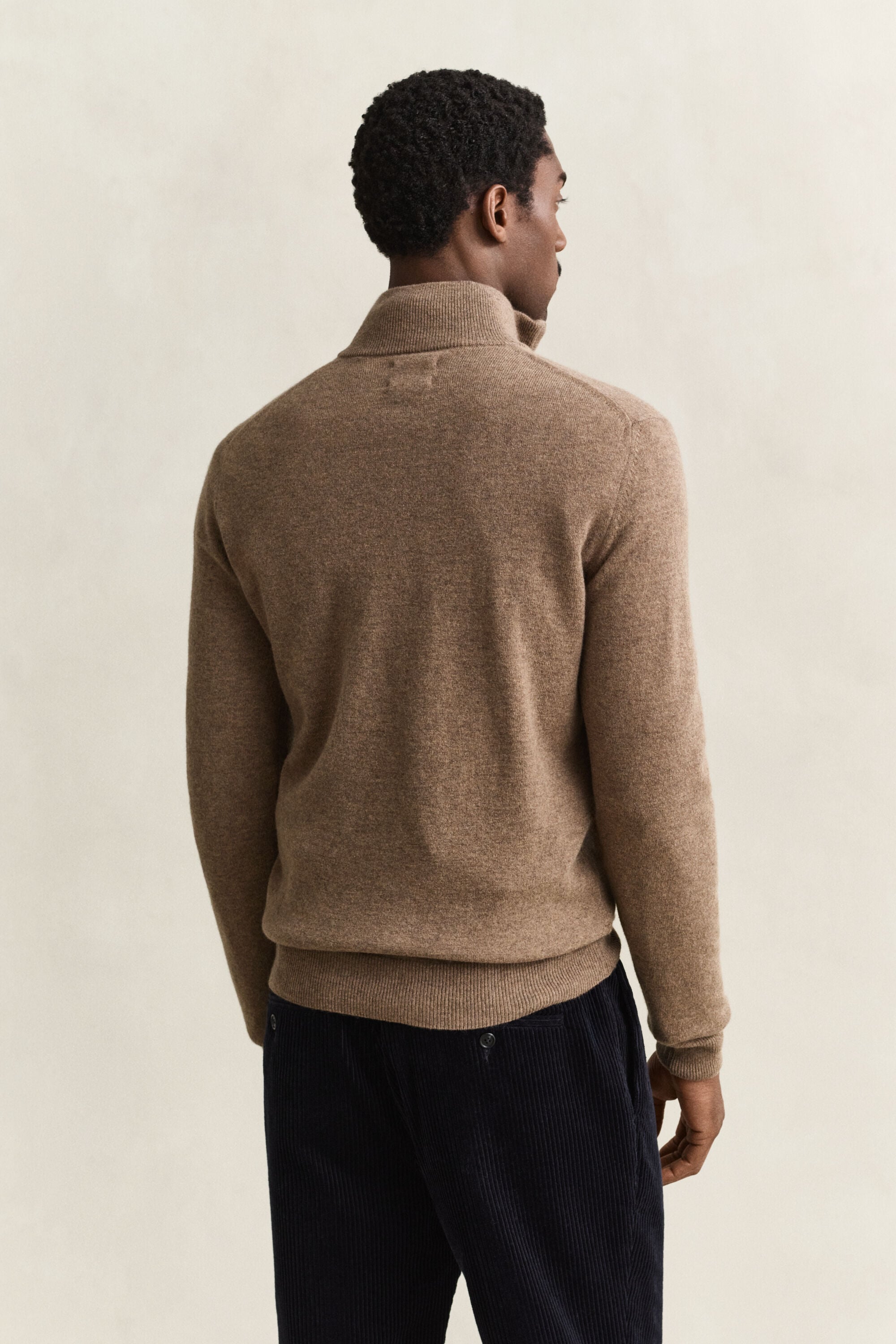 Sweater i lammeuld med halv lynlås