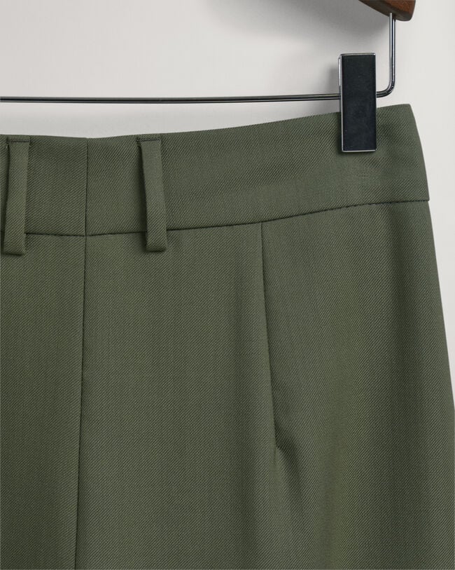 Brede bukser med læg og høj talje