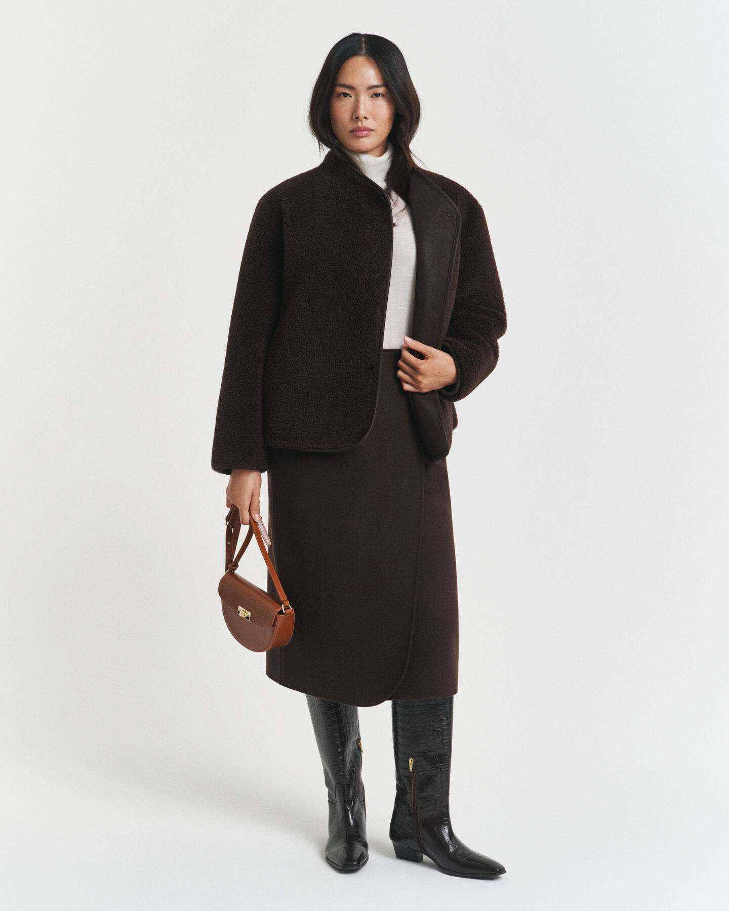 Midi håndsyet slå-om nederdel