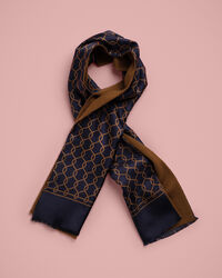 T&oslash;rkl&aelig;de af silke, uld og kashmir