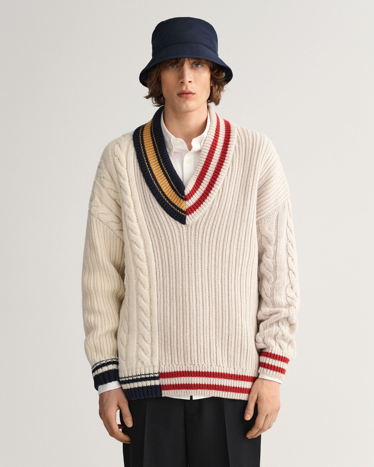 Patchwork Cricket sweater med V-hals