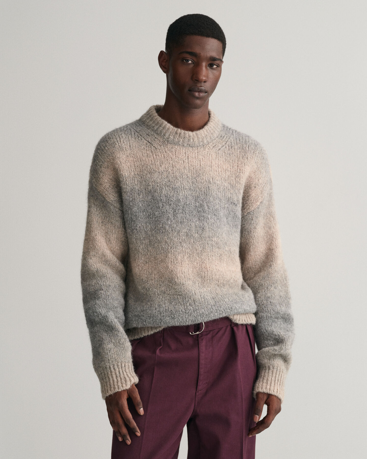 Ombr&eacute; crewneck sweater af bl&oslash;d uld