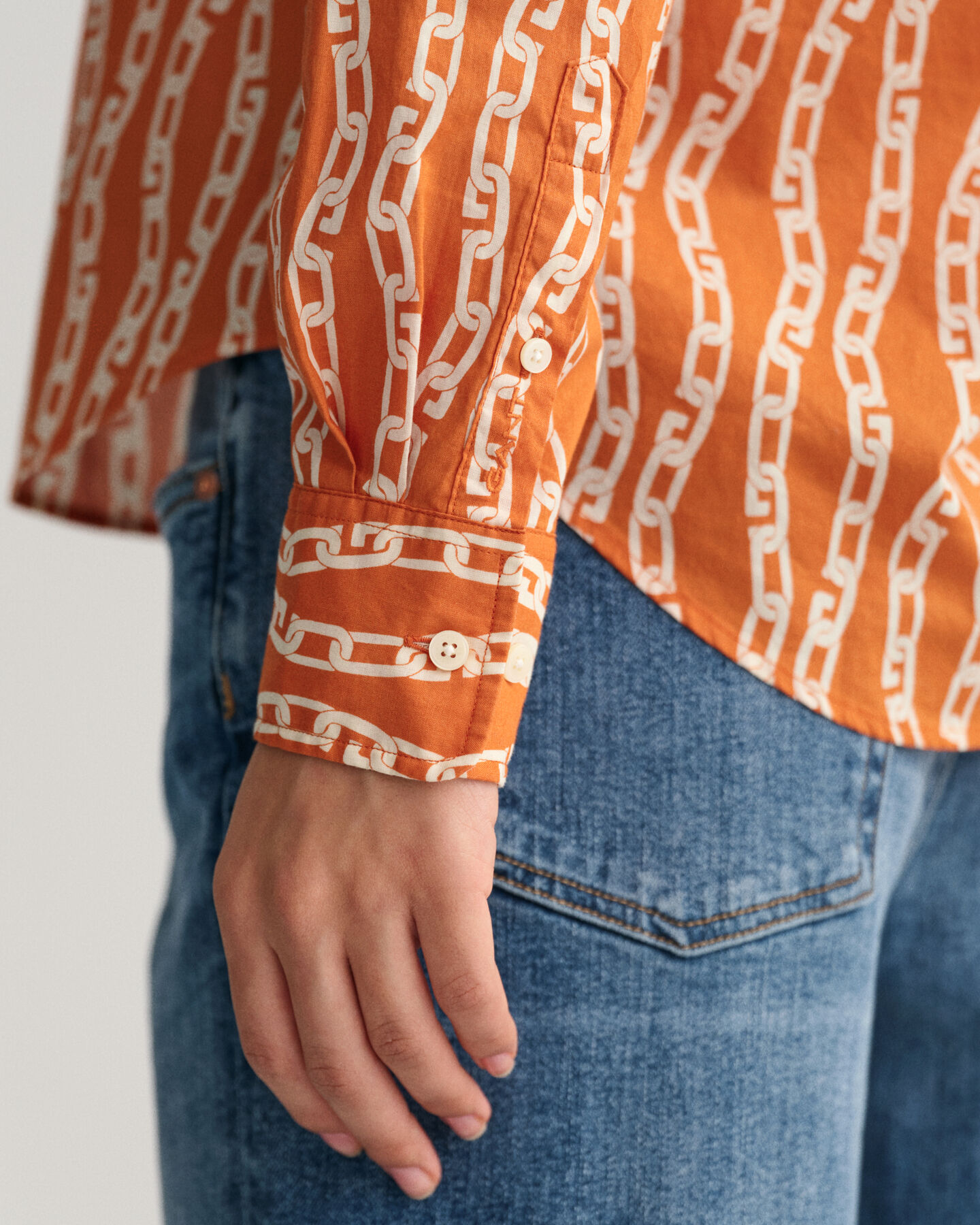 Regular fit skjorte af bomuldsvoile med Chain-tryk