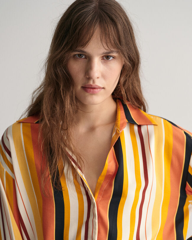 Relaxed fit stribet skjorte med bindeb&aring;nd