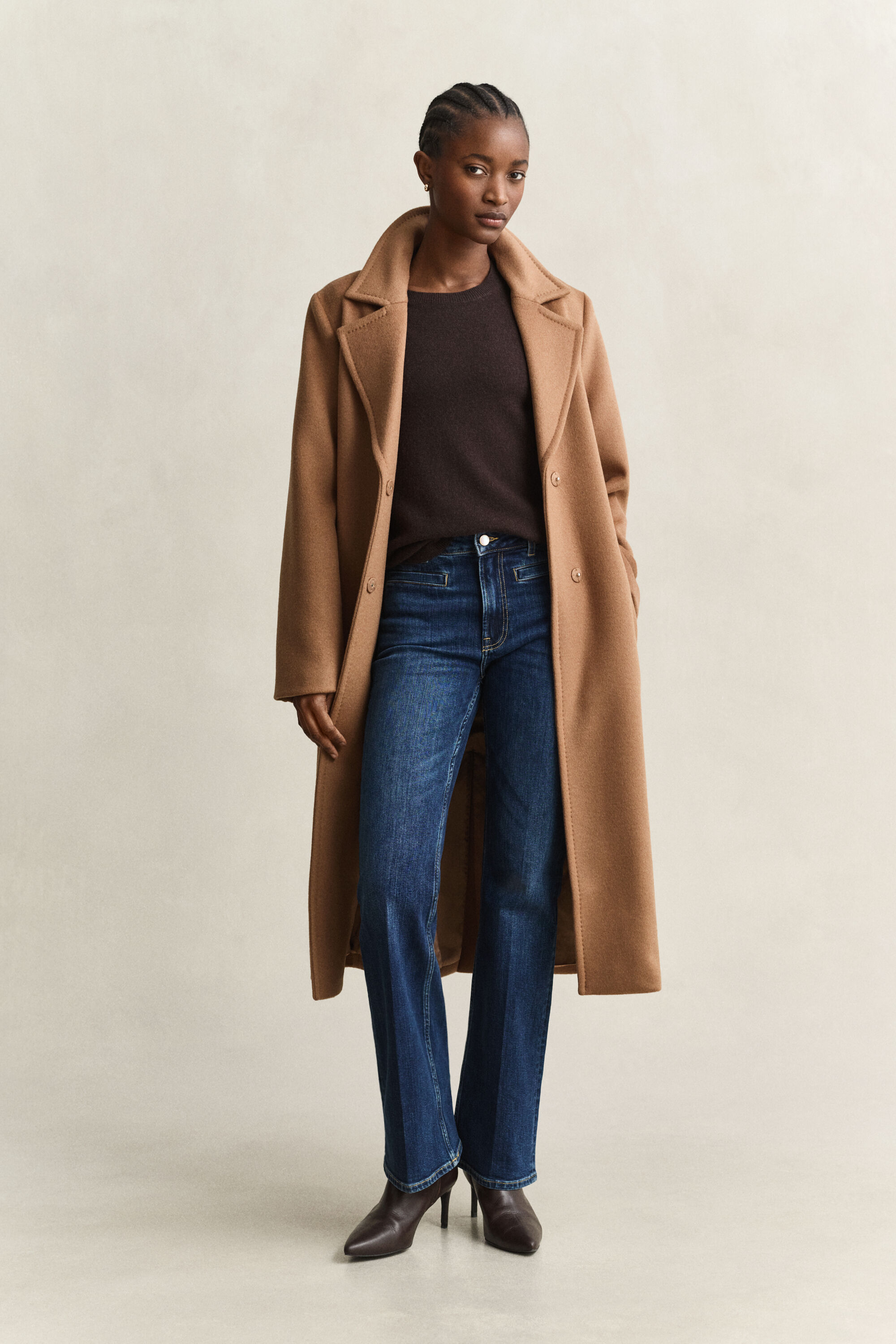 Monogram jeans med svaj