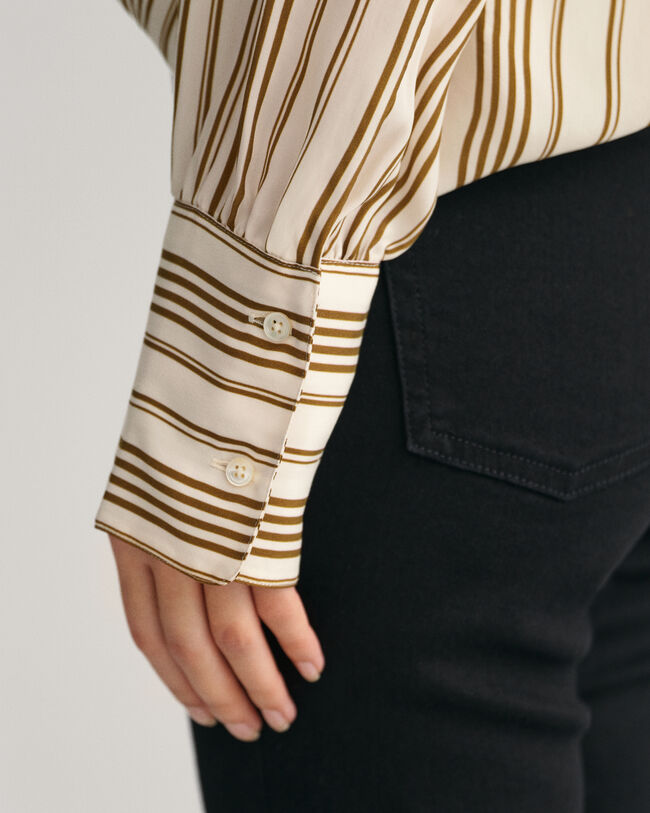 Relaxed fit stribet skjorte