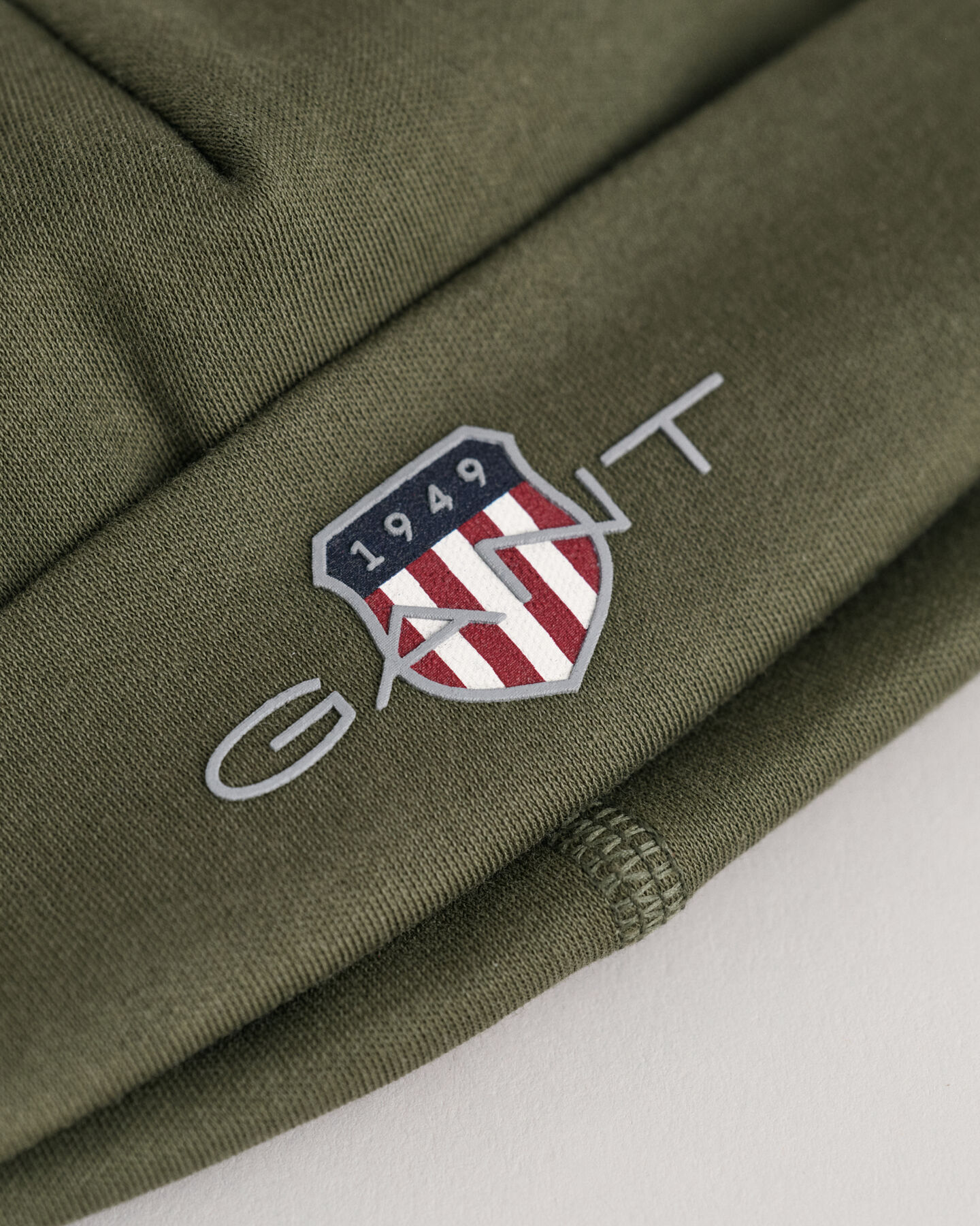 Baby Archive Shield bodysuit og beanie