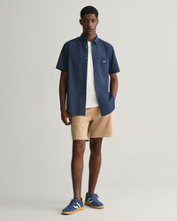 Regular fit skjorte med mikrotryk og korte &aelig;rmer