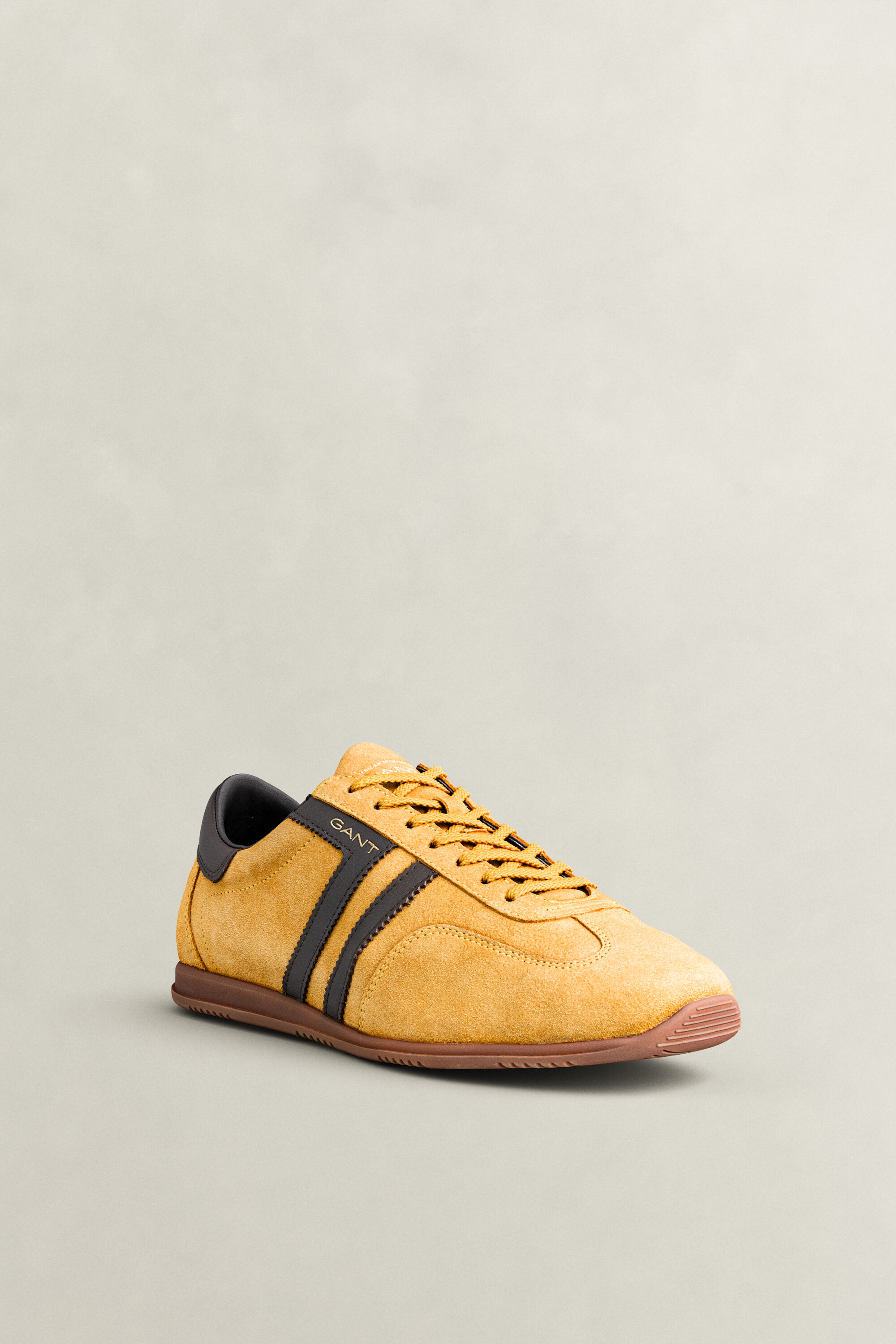 Spearclub sneakers i ruskind