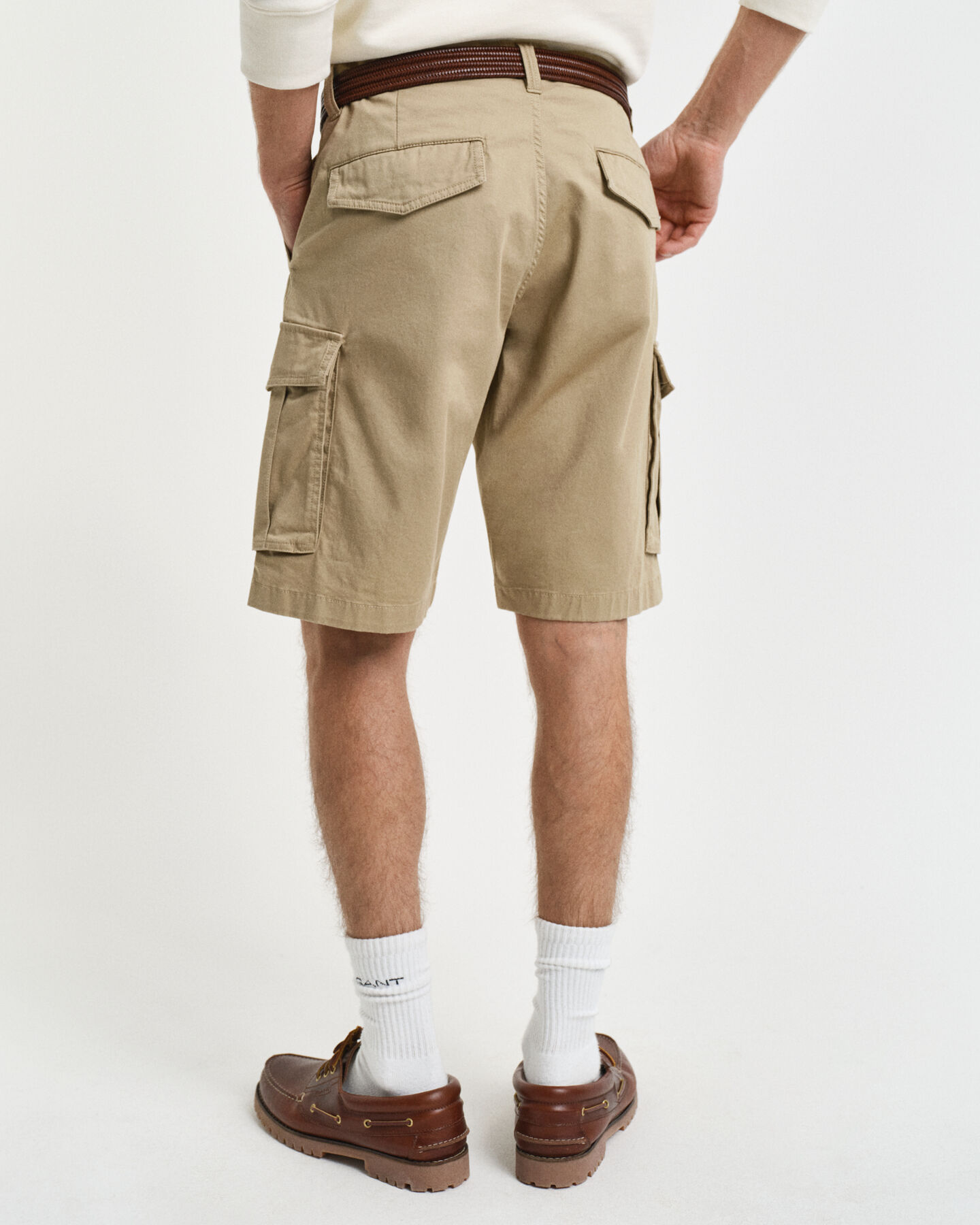 Relaxed fit cargoshorts af twill