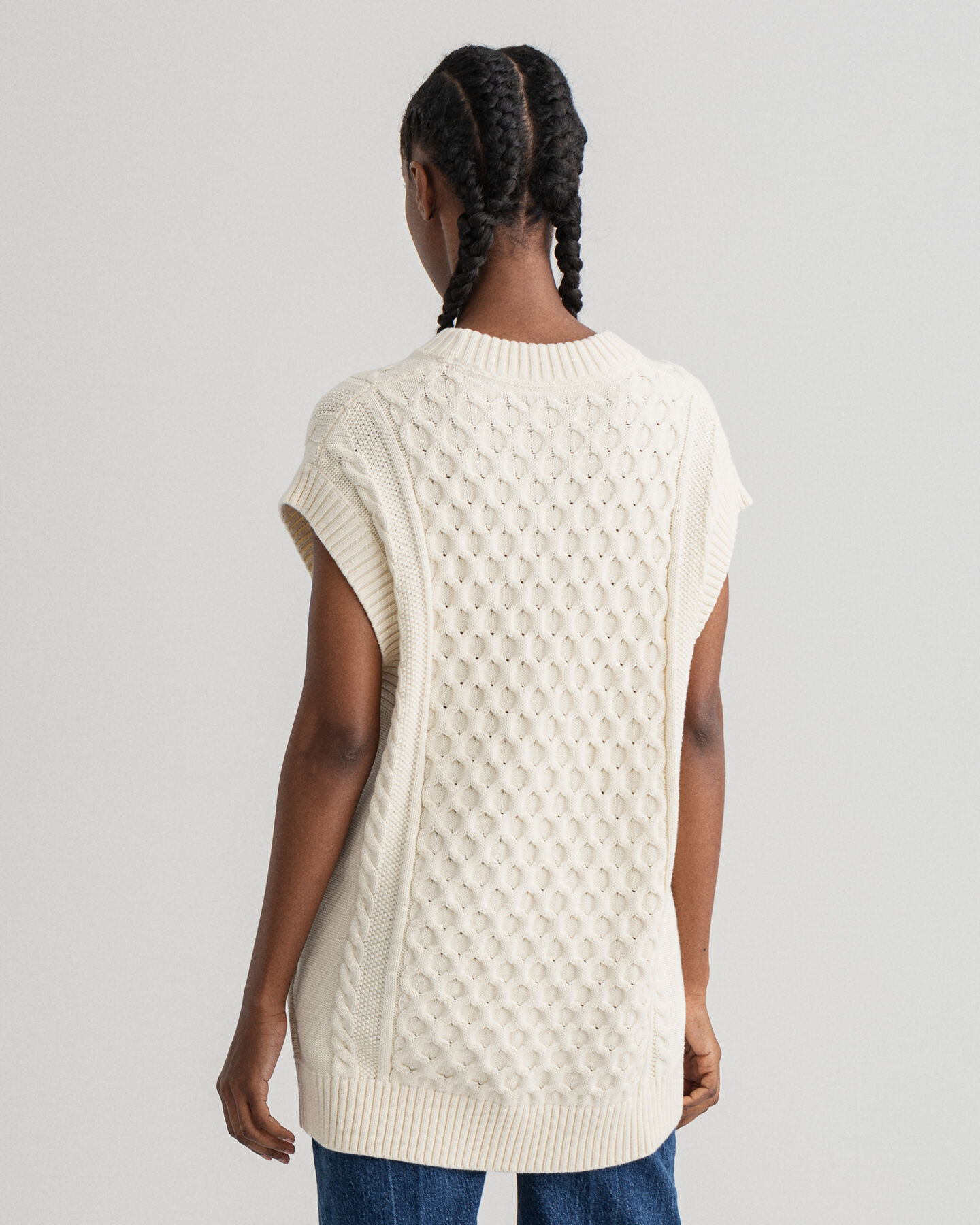 Sweater-vest med kabelstrikket struktur