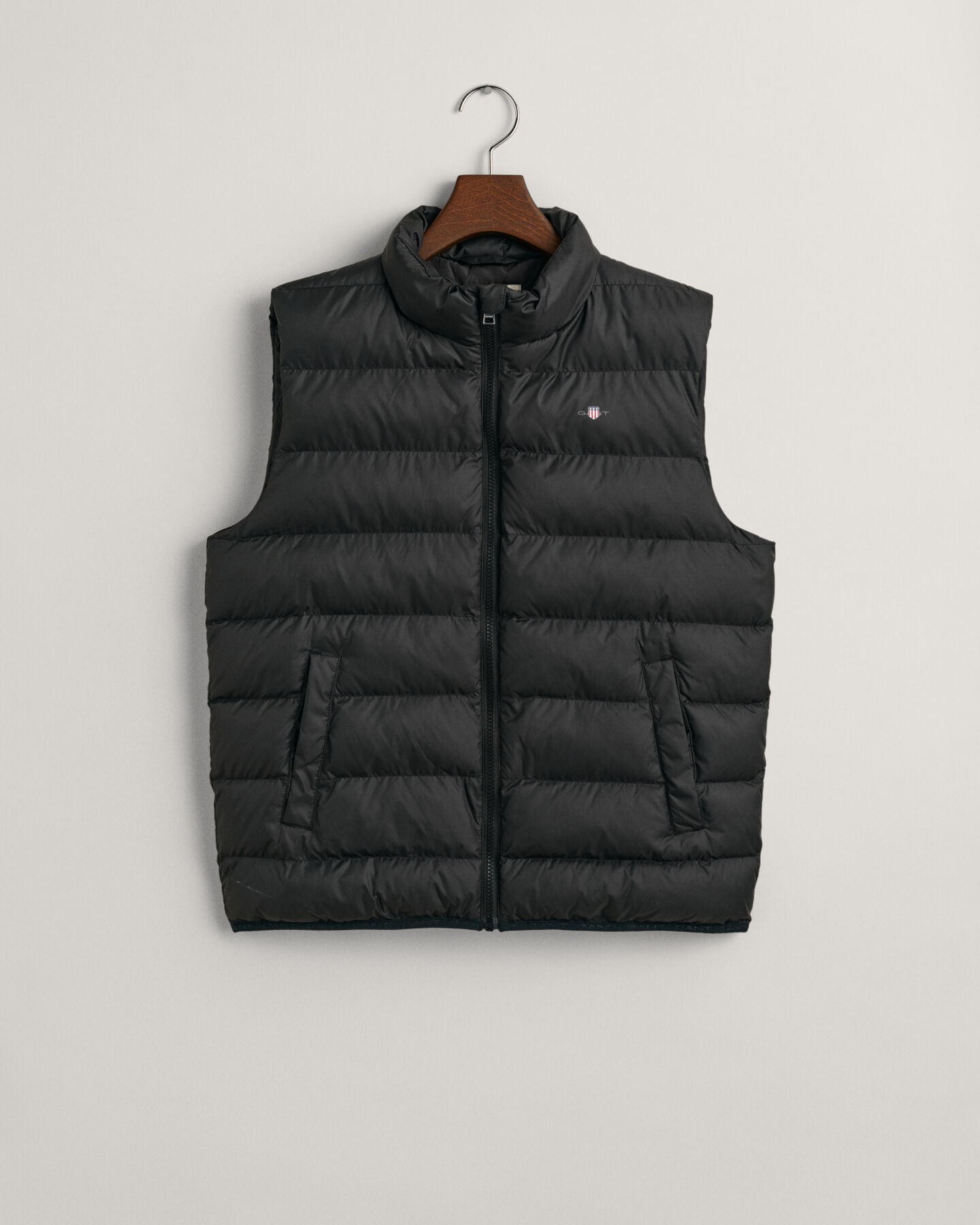 Teens Shield let vatteret vest