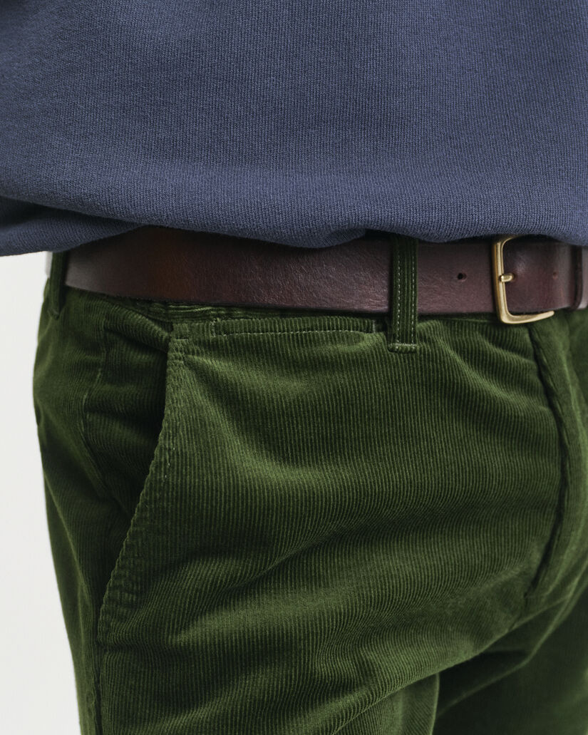 Slim fit chinobukser af jernbanefløjl