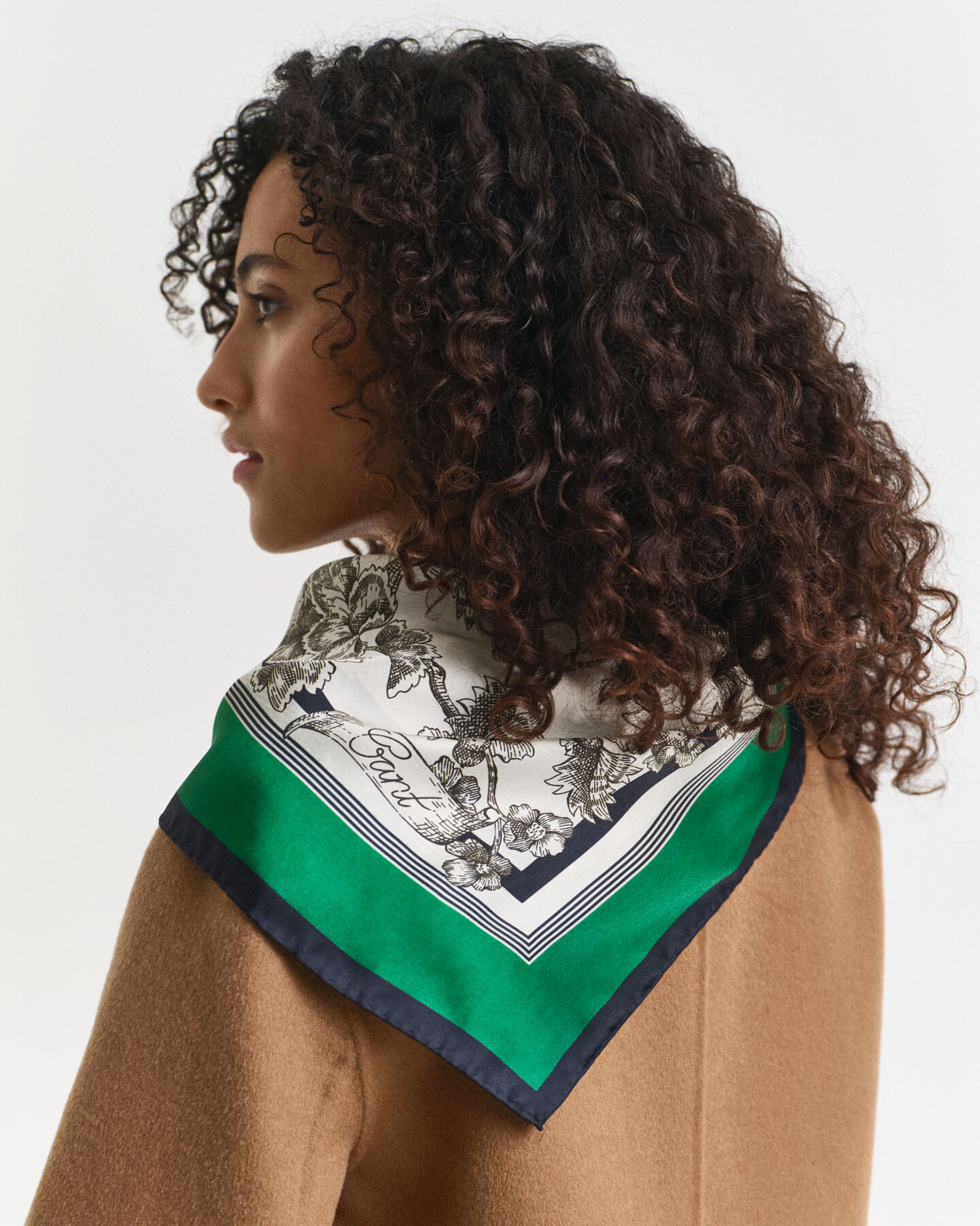 Silketørklæde med træ-tryk