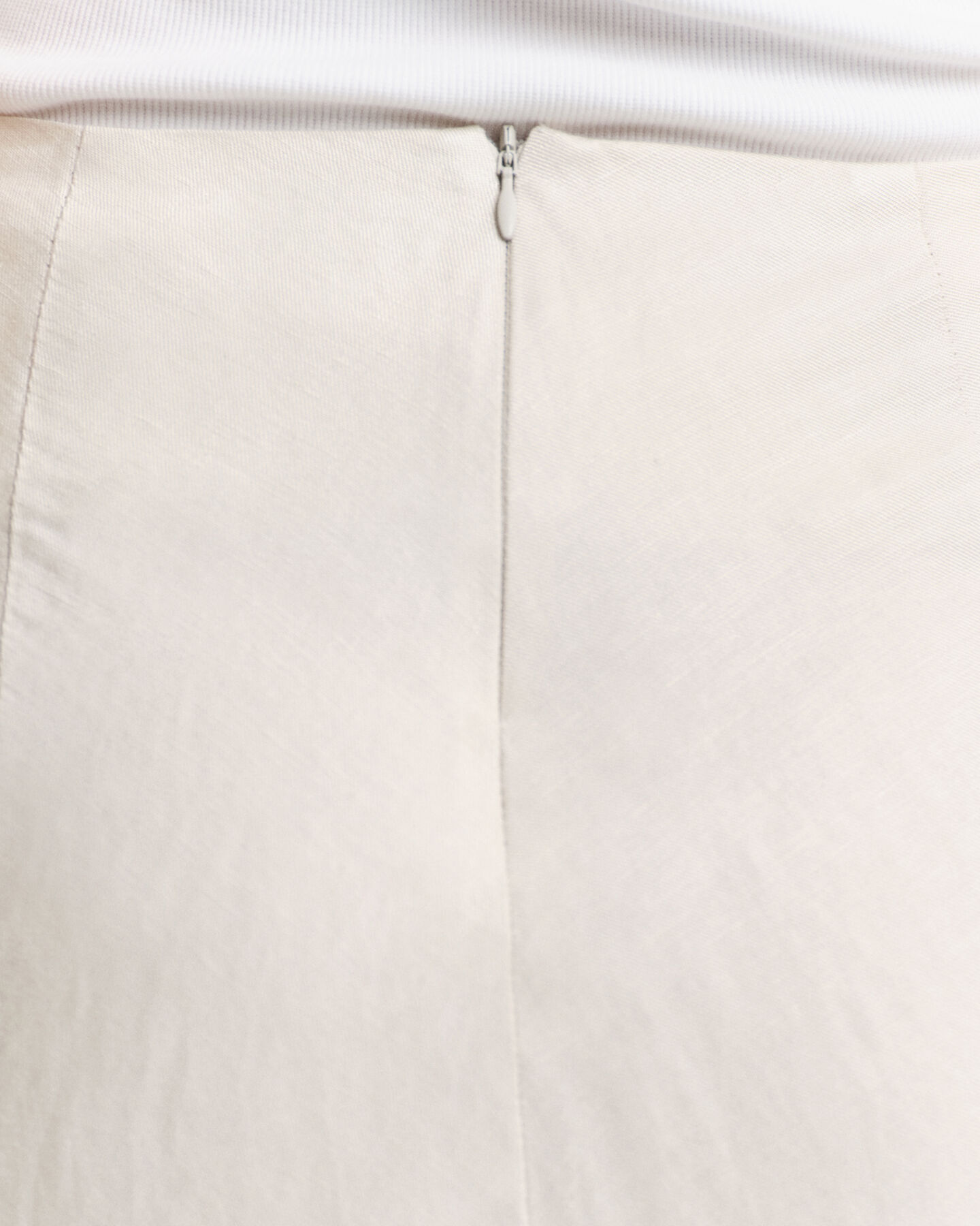 Nederdel i hørblanding