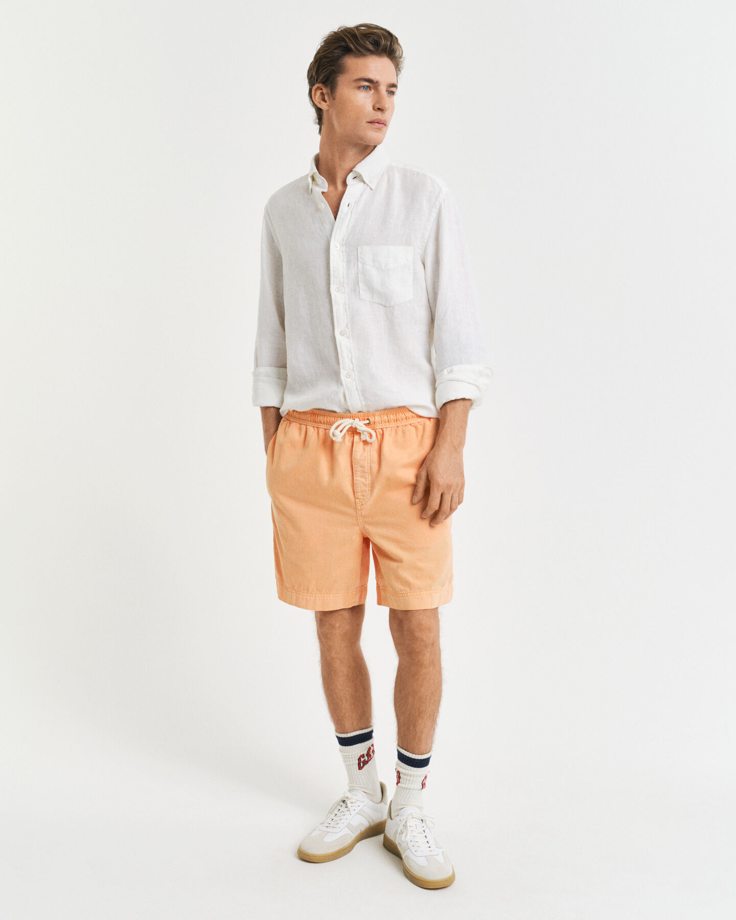 Regular fit Sunfaded shorts med løbesnor