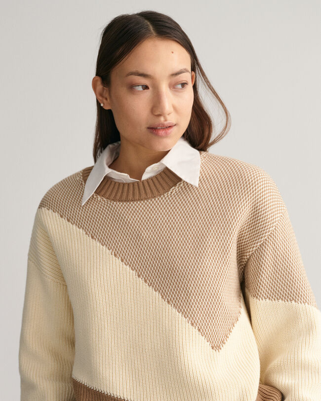 Crewneck sweater i bomuld med farveblokke