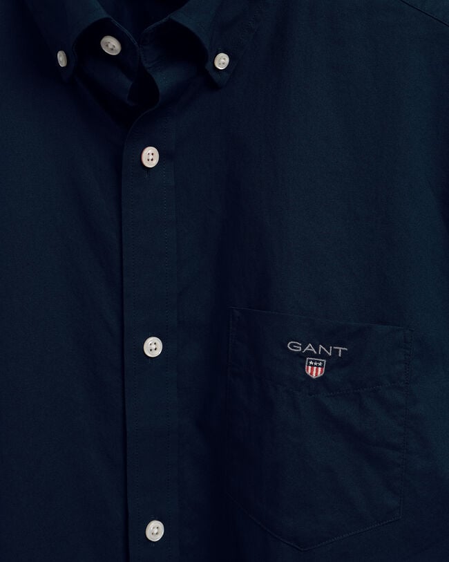 Regular fit t&aelig;tv&aelig;vet skjorte med korte &aelig;rmer