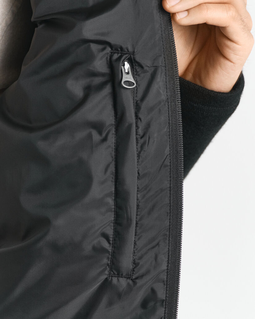 Jakke i blandede materialer