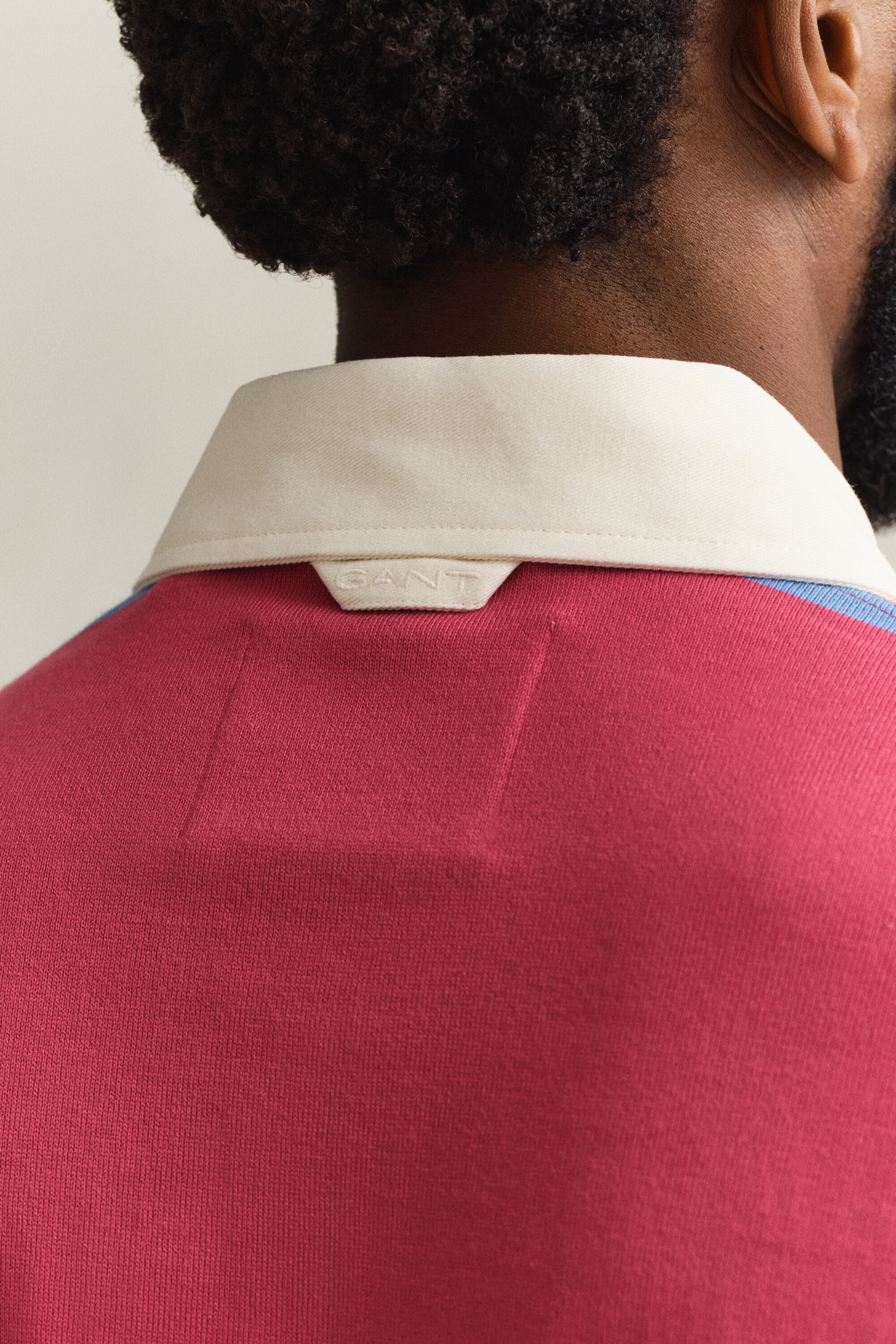 Rugger med korte ærmer