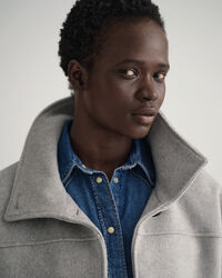 Kort jakke af uldblanding