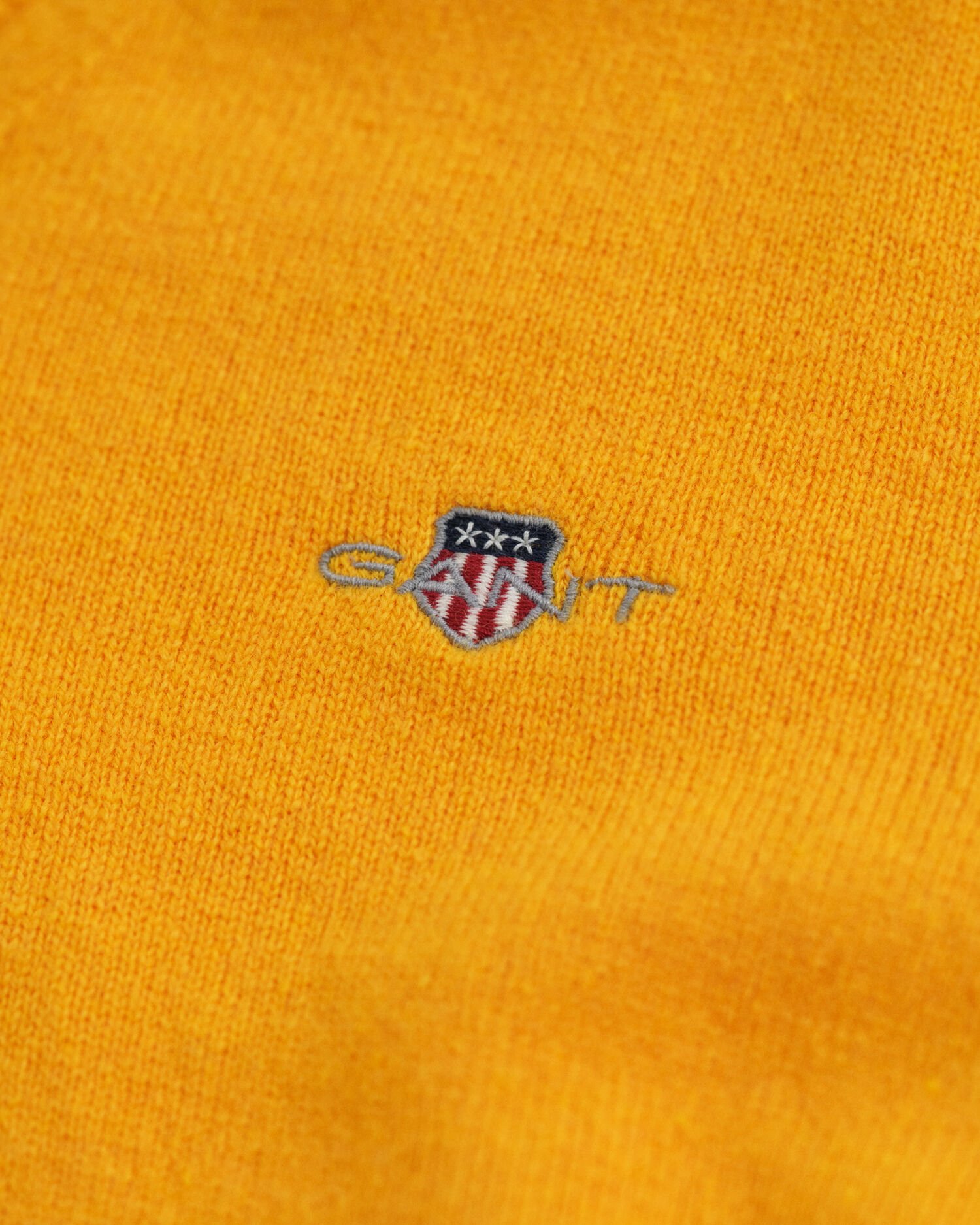 Sweater med V-hals af ekstra fin lammeuld