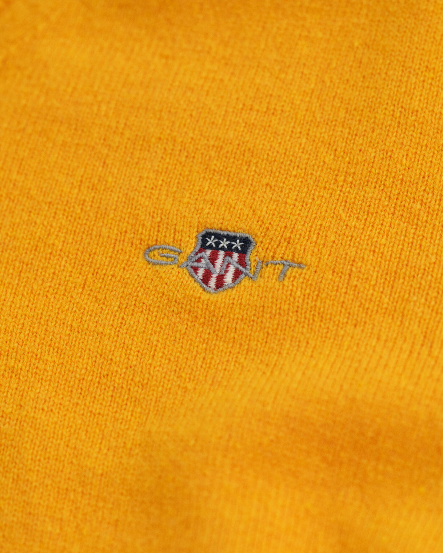 Sweater med V-hals af ekstra fin lammeuld