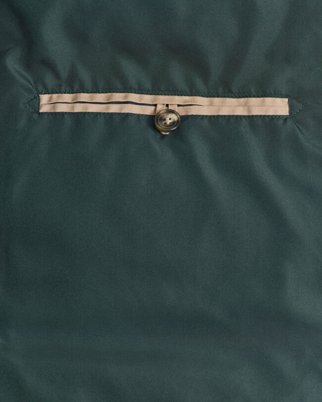 Puffervest med mellemlag af dun