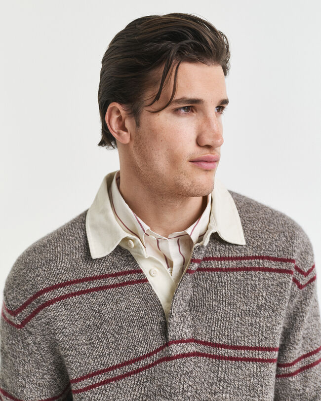 Stribet polosweater af uldblanding