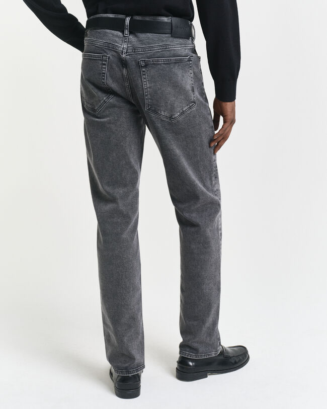 Regular fit sorte vaskede jeans