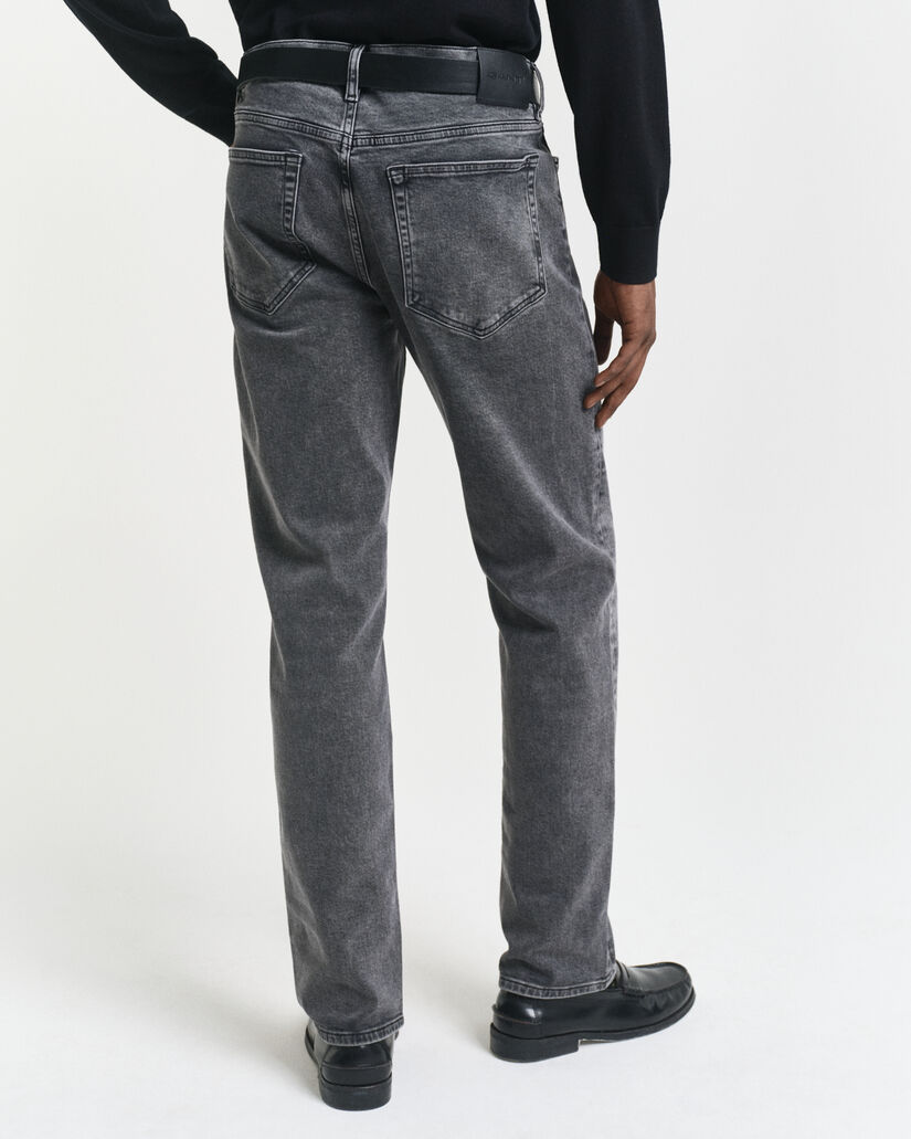 Regular fit sorte vaskede jeans