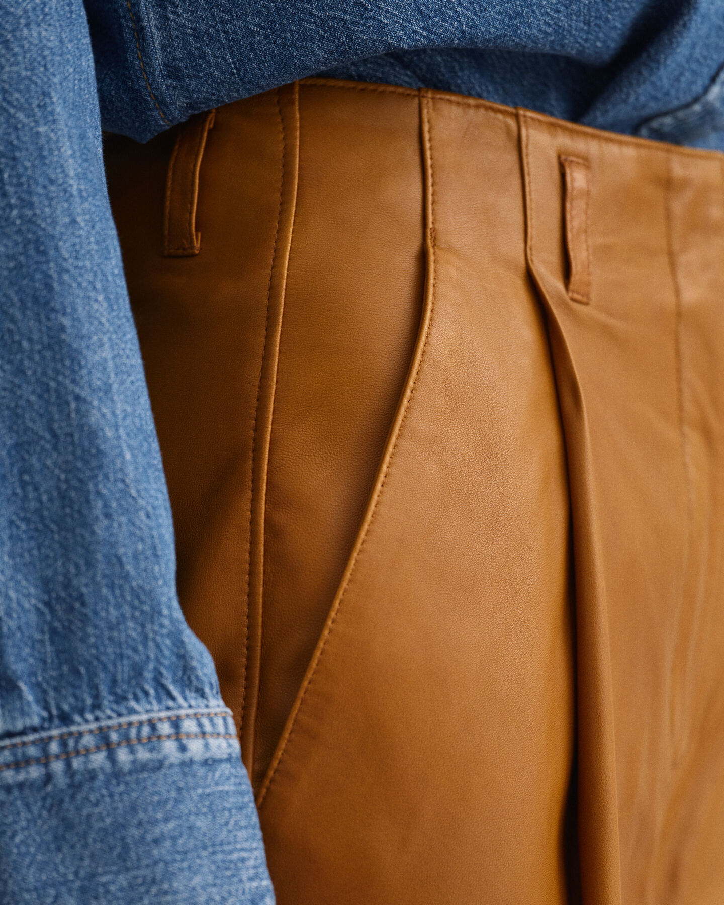 Læderbukser med læg