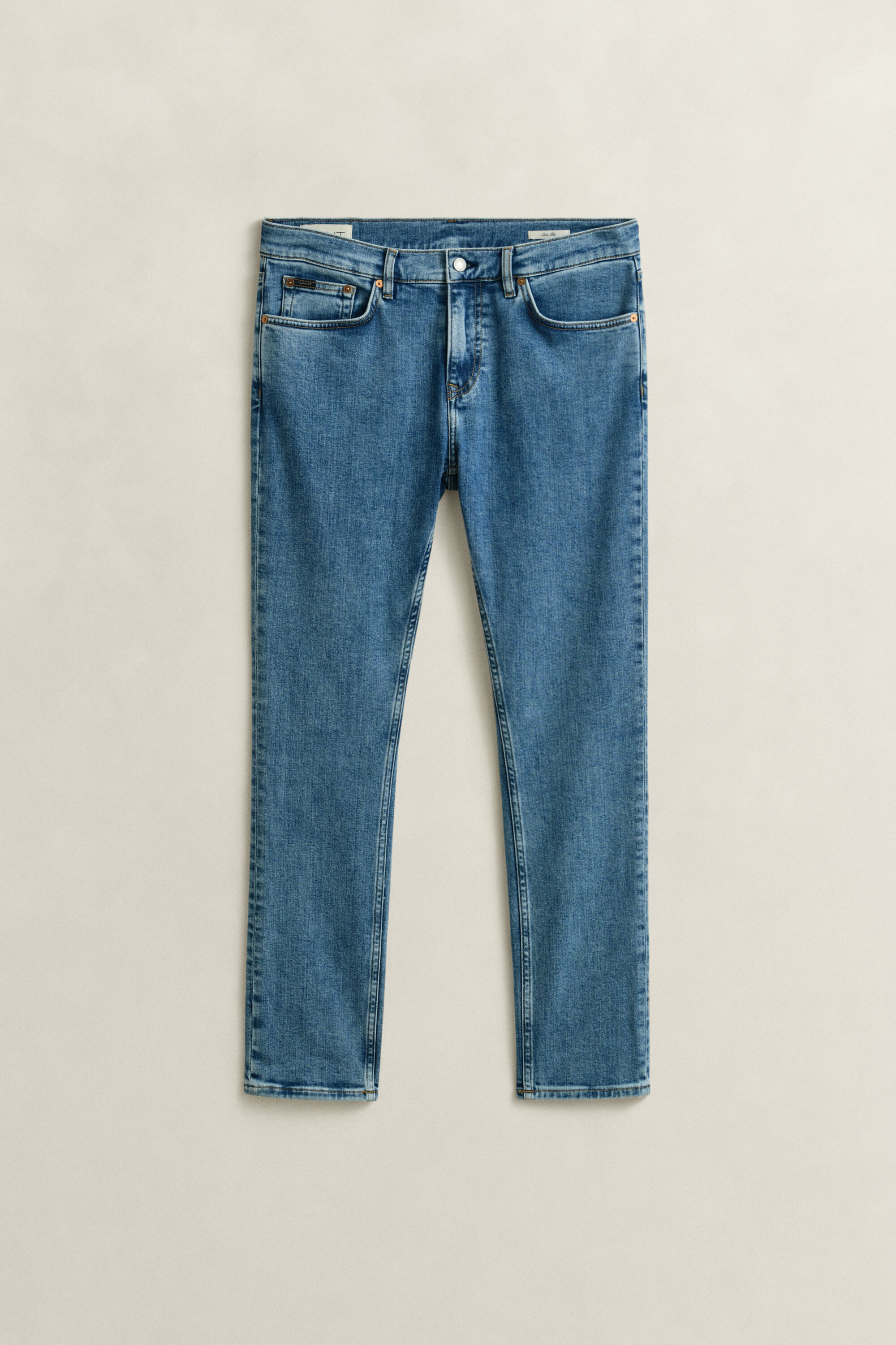 Slim fit jeans i let vask