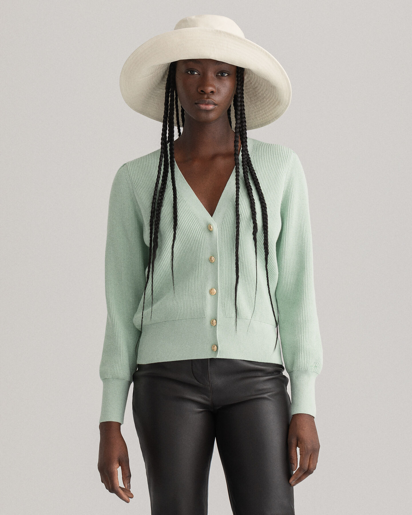 Ribstrikket cardigan af bomuld