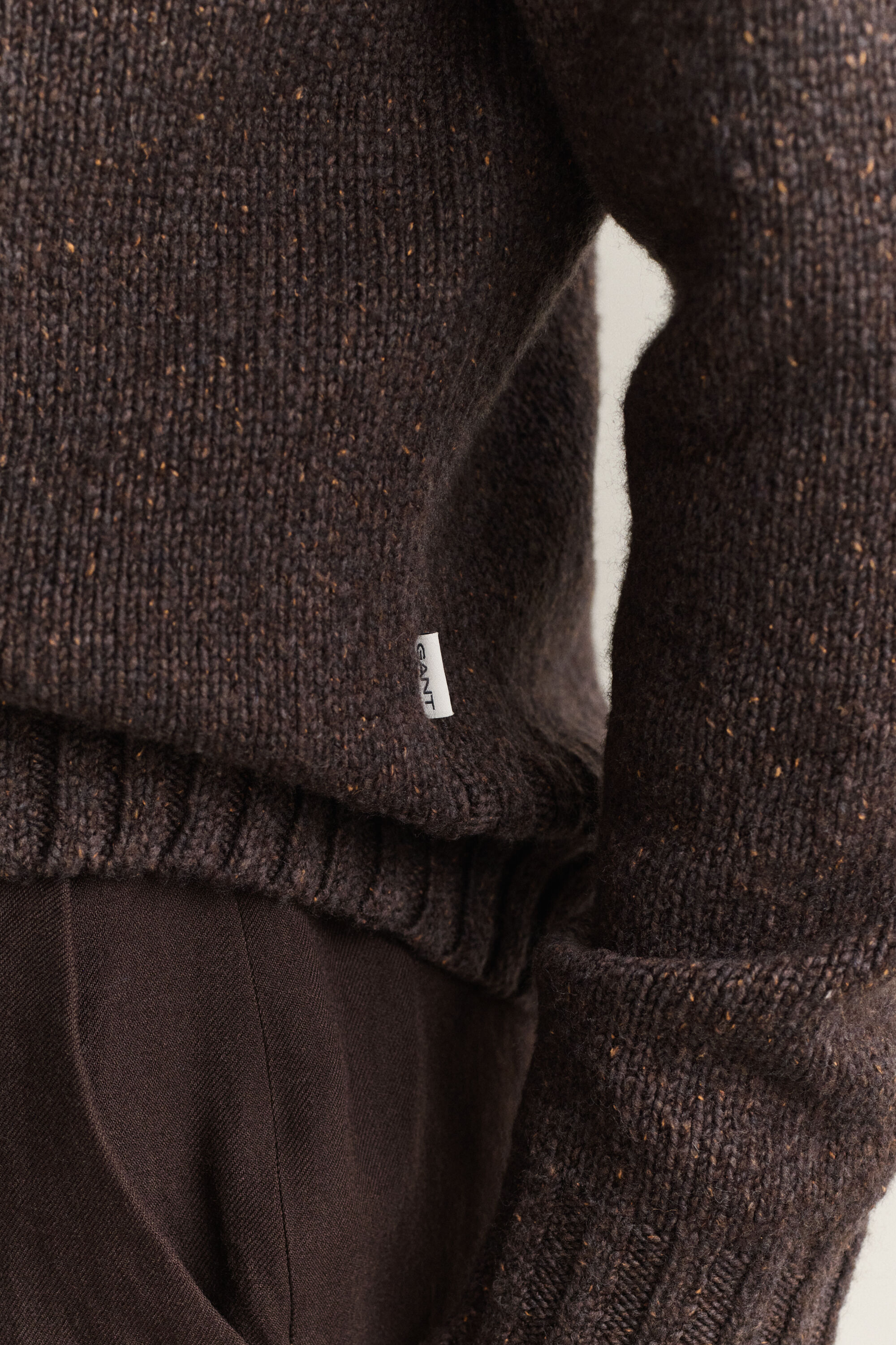 Polosweater i blanding af uld og silke